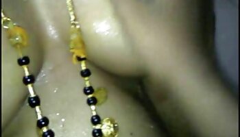 Sexy shemale Venus Lux fucks busty điếm matxa roi dit