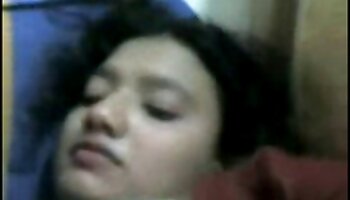 Kelly Devine slurping bị bắt màu kem matxa roi chich jism